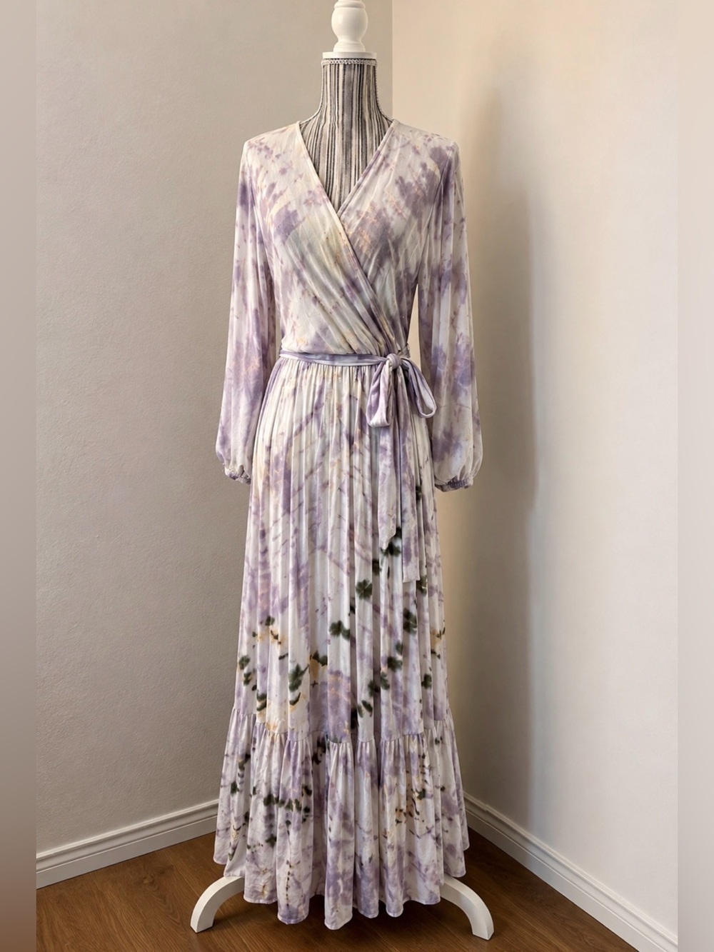 Young Fabulous & Broke Purple & Ivory Tie-Dye Maxi Dress – Size Medium